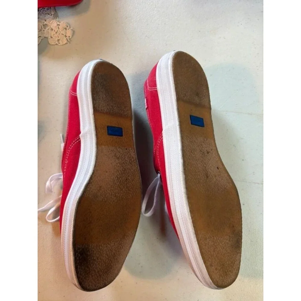 Keds women’s size 10 red tennis shoes